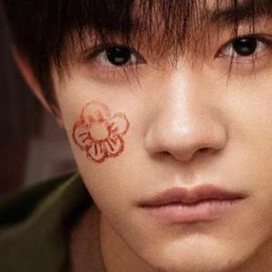 护士大乳出奶水
